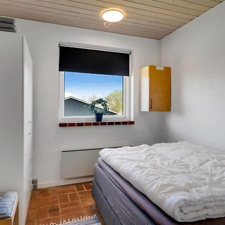 Jale - 500m To The Fjord By Interhome *